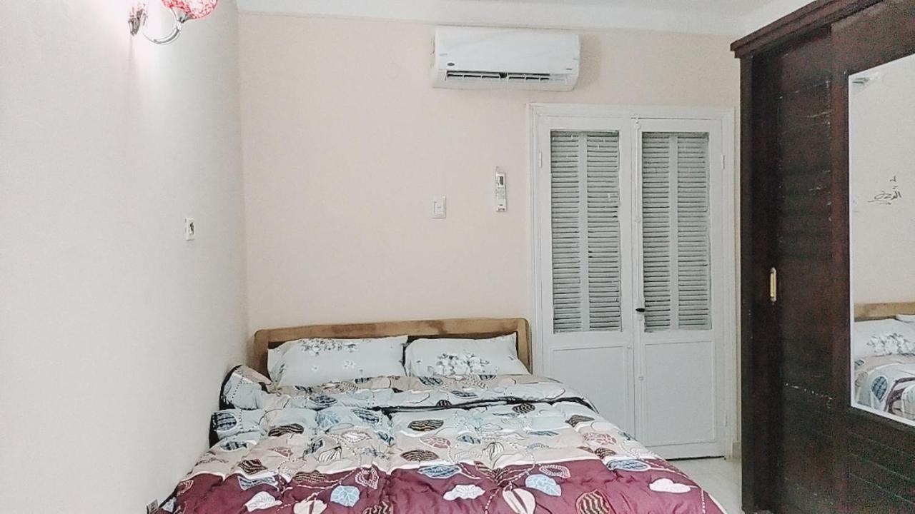 Family Apartment - Next To Abdeen Palace And Museum Caïro Buitenkant foto
